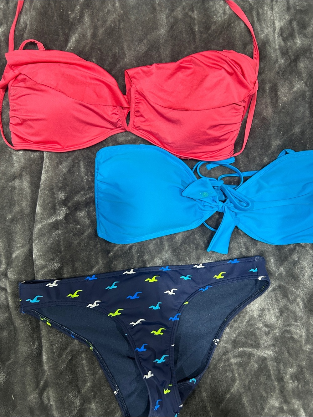 Mix & match!! ✨ Aerie bikini tops, Hollister bottom, willing to sell separately!